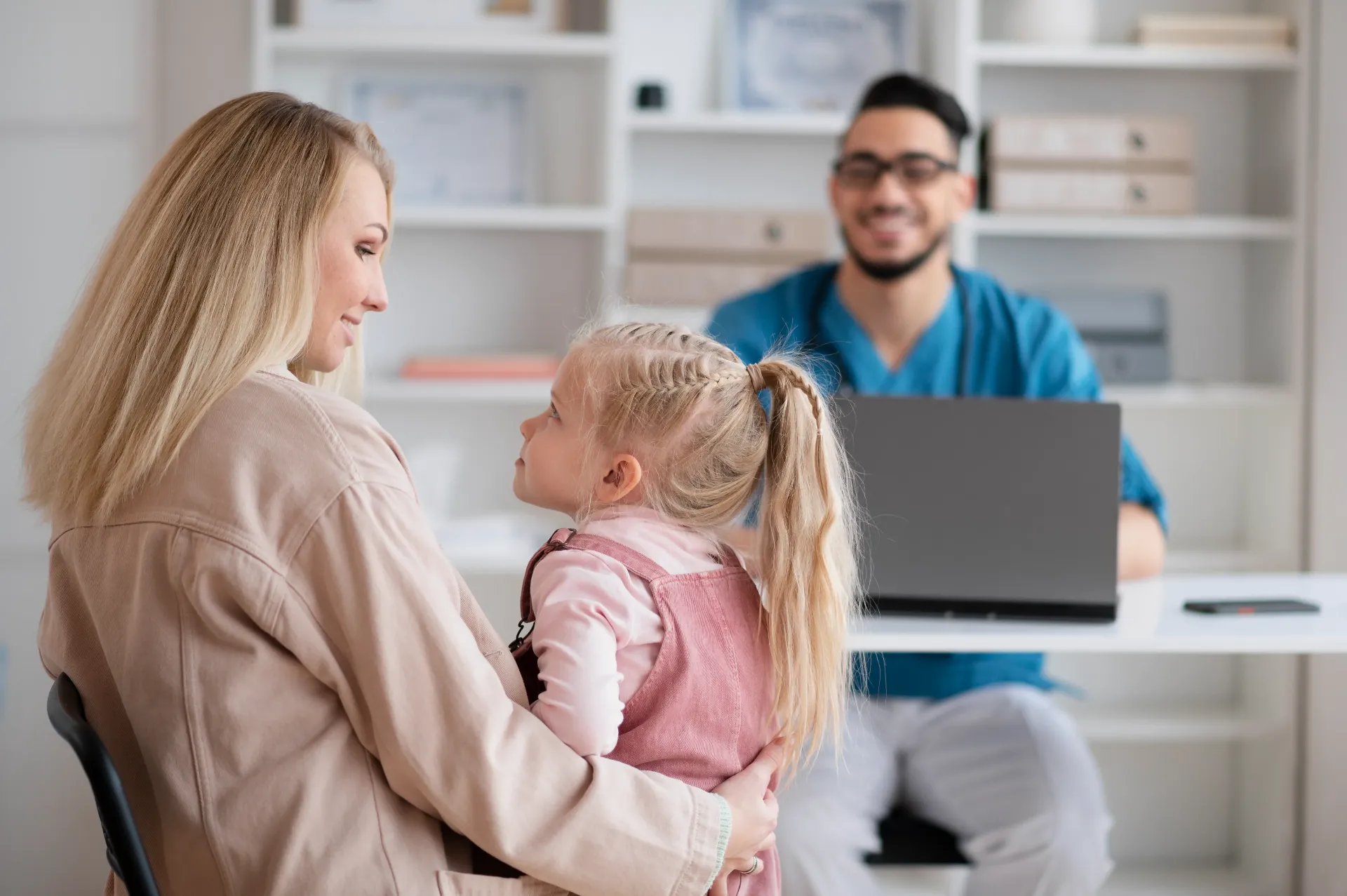 Consultații pediatrie pentru copii la Euromed Ploiești